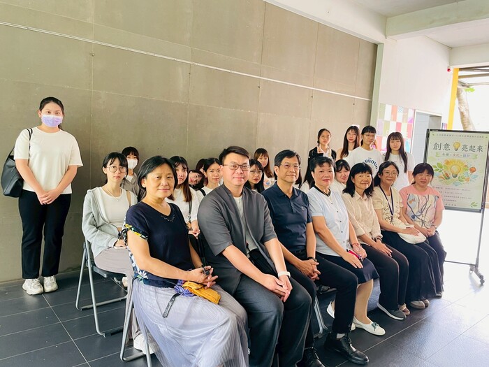 生服系114級專題成果展 開幕照圖片