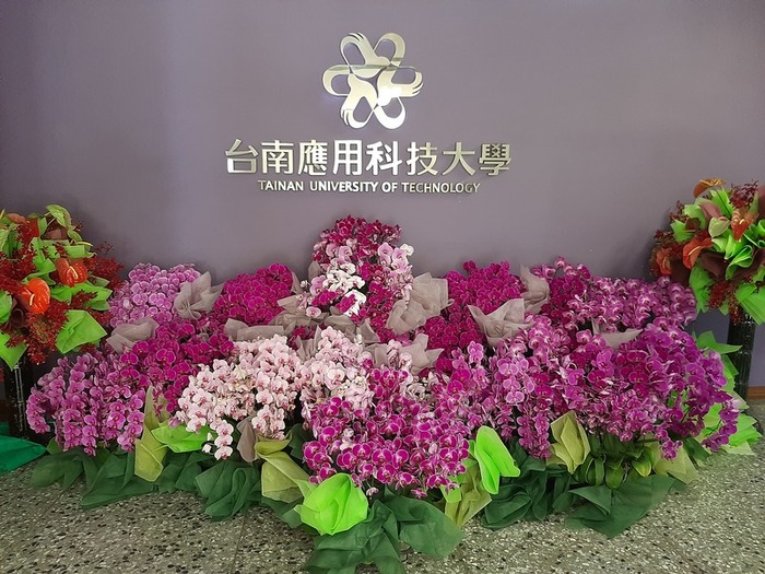  生服系 手作绽放校园图片